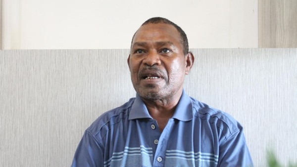 tokoh-masyarakat-suku-wally-papua-rulche-wally_169